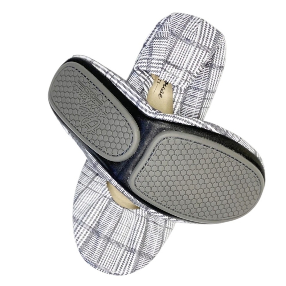 The Storehouse Flats Truly Plaid Size 8 Leather NWOT